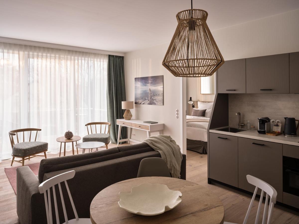 The Breeze Aparthotel Heringsdorf  Exterior photo Interior of a typical apartment