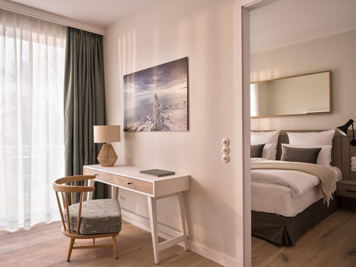 The Breeze Aparthotel Heringsdorf  Exterior photo A room at the hotel