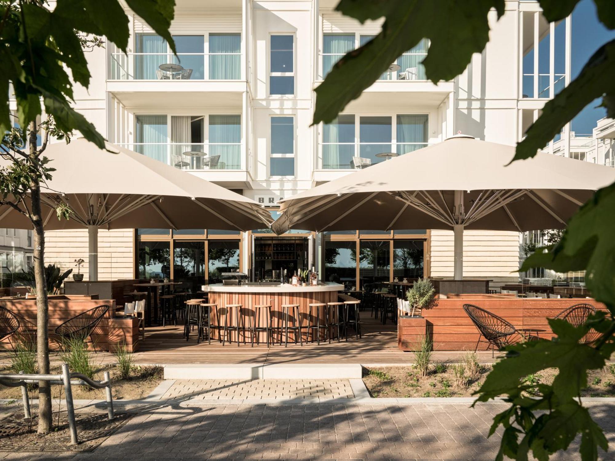 The Breeze Aparthotel Heringsdorf  Exterior photo Restaurant